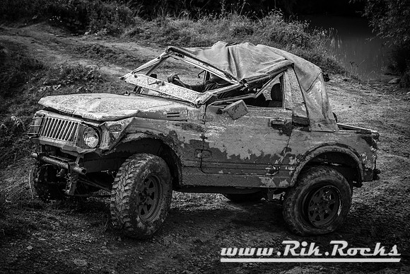 Crashed Suzuki SJ413 4x4