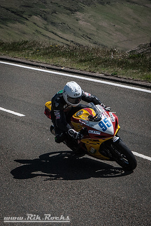 Isle of Man TT Super Sport Race on the Mountain 2015 Bike 95
