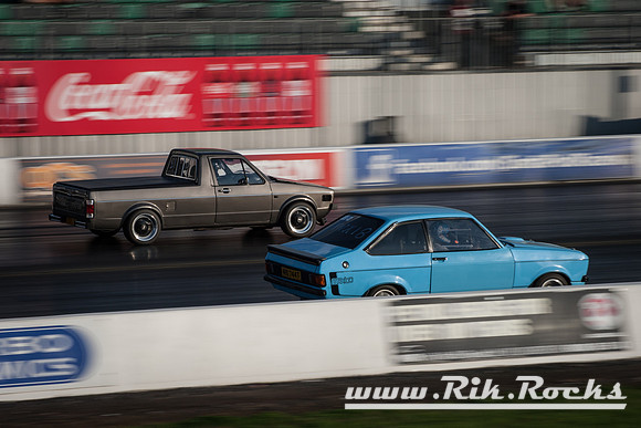 Ford Escort RS Mexico MkII vs VW Caddy - Santa Pod Drag Race