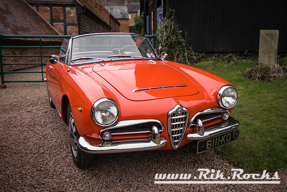 1964 Red Alfa Romeo Giulia Spyder 6111KO 611IKO